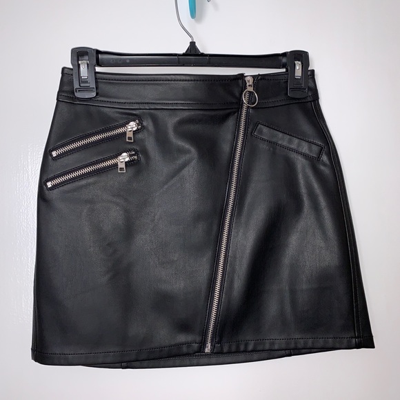 Express Dresses & Skirts - NWT Cute Express Mini Skirt